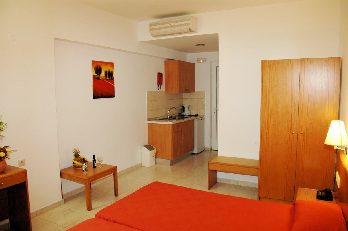 Lindos Nest Aparthotel Pefki Exteriör bild