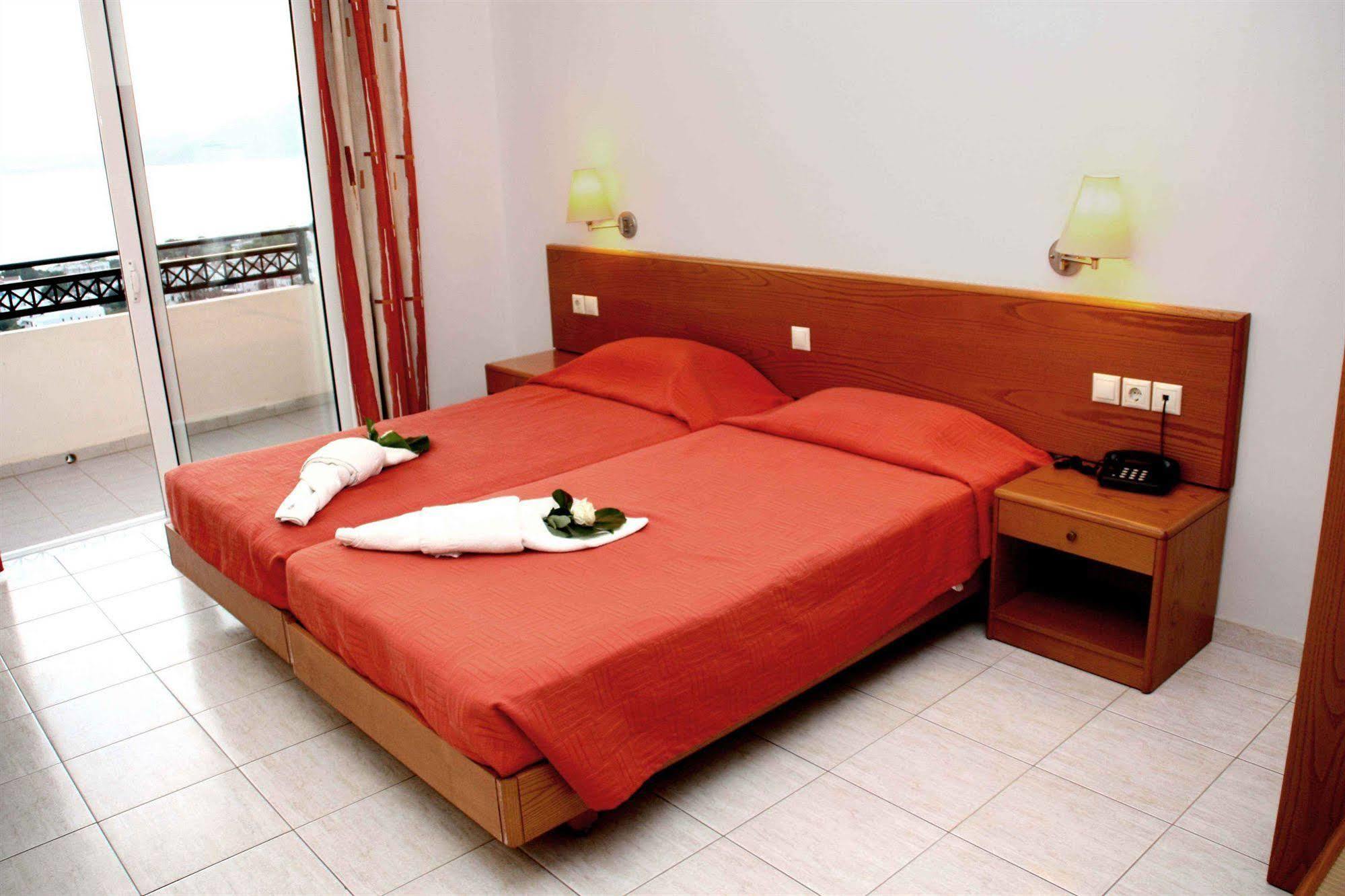 Lindos Nest Aparthotel Pefki Exteriör bild